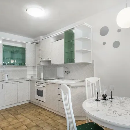 Lidia Apartment